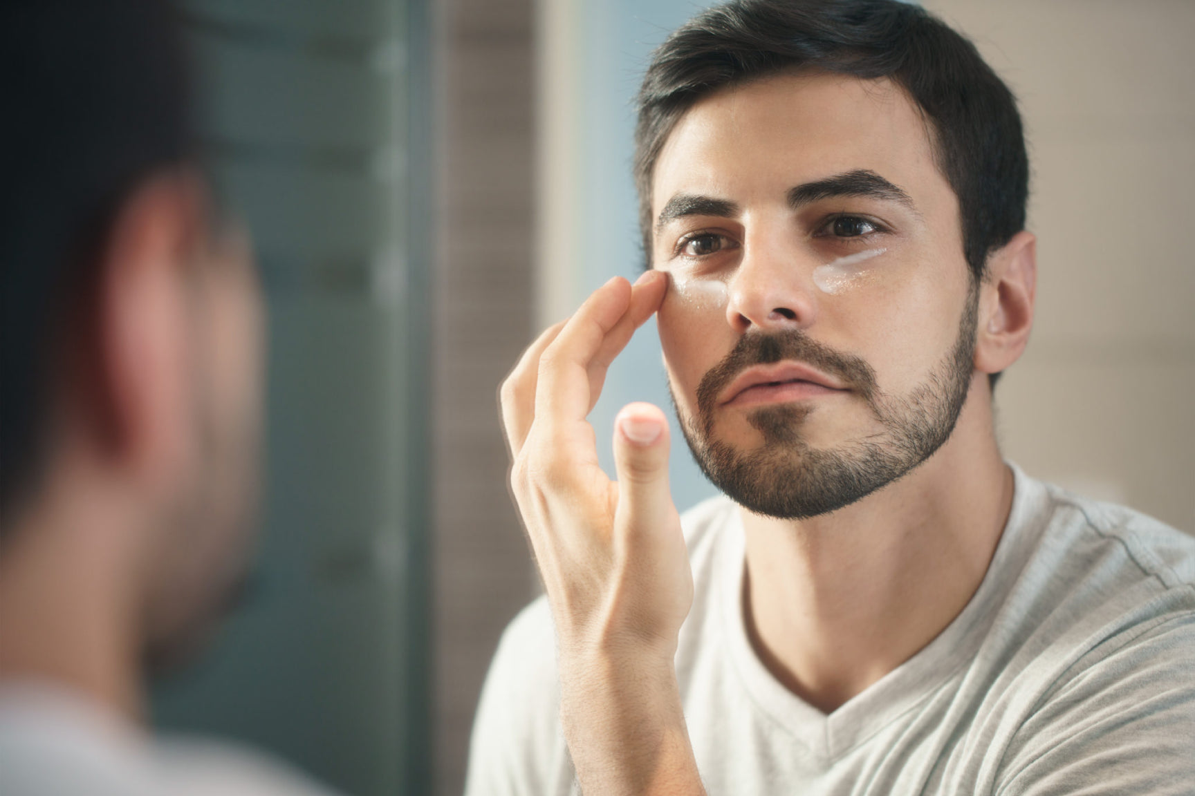 Face the Day with Confidence : Enhance Your Appearance with Men's Face Creams